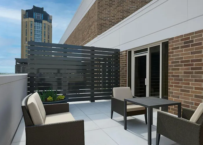 Hotel near College: Residence Inn Bethesda Downtown